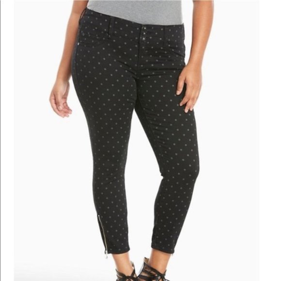 torrid Denim - Torrid Stiletto Zip Jeggings Black Polka Dot Print